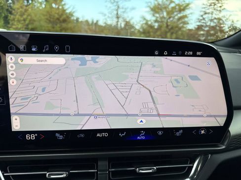 New 2026 Chevrolet Equinox EV LT image 23