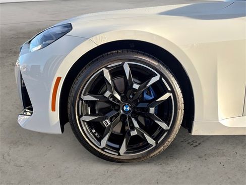Used 2025 BMW M240i xDrive Coupe image 9