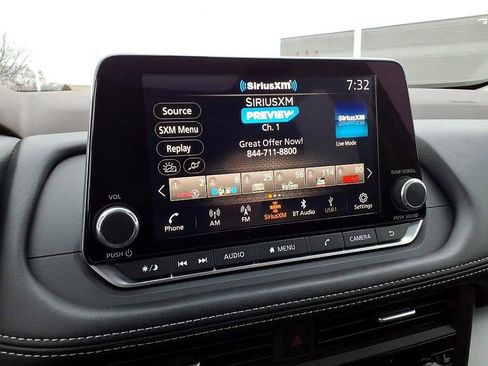 Used 2023 Nissan Rogue SV w/ SV Premium B Package image 27