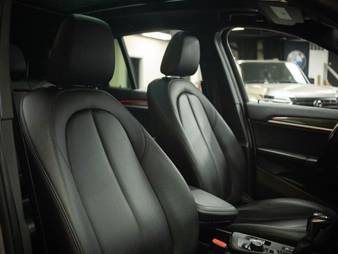 Used 2017 BMW X1 xDrive28i image 16