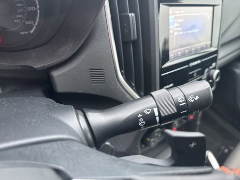 Used 2018 Subaru Crosstrek 2.0i Premium w/ Popular Package #3 image 34