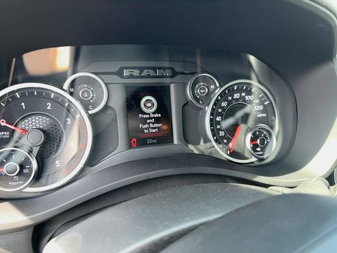 New 2025 RAM 2500 Tradesman w/ Chrome Appearance Group image 16