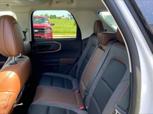 Used 2022 Ford Bronco Sport Outer Banks w/ Tech Package AWD/4WD image 11
