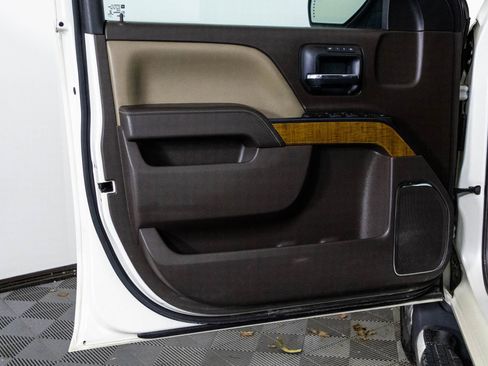 Used 2014 GMC Sierra 1500 SLT w/ Driver Alert Package image 19