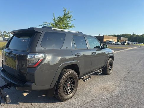 Used 2024 Toyota 4Runner SR5 Premium AWD/4WD image 5