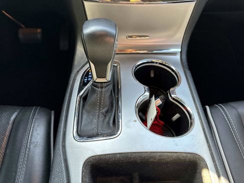 Used 2019 Jeep Grand Cherokee Overland image 26