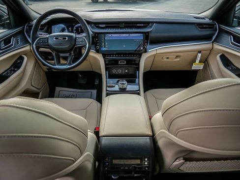 New 2026 Jeep Grand Cherokee L Limited image 27