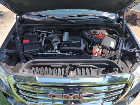 Used 2021 GMC Sierra 1500 SLE w/ Preferred Package AWD/4WD image 32