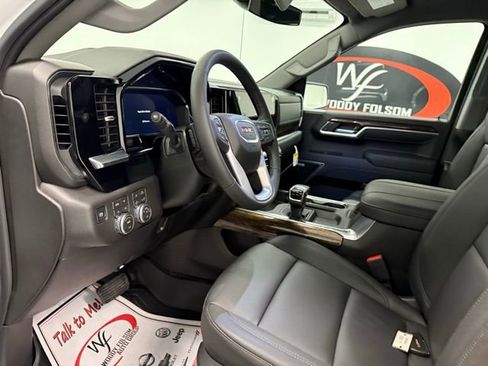 New 2026 GMC Sierra 1500 Elevation w/ Elevation Premium Package image 12