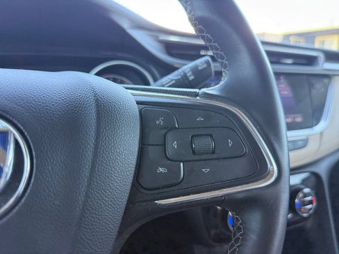 Used 2023 Buick Encore GX Select FWD image 19