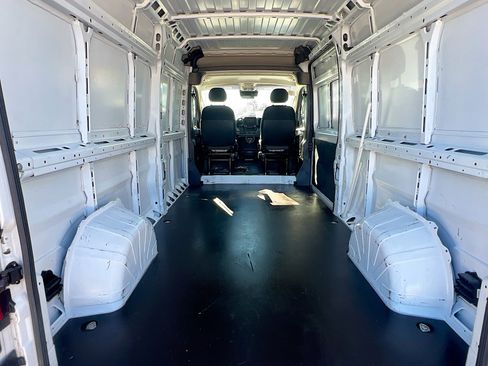 Used 2023 RAM ProMaster 2500 image 30