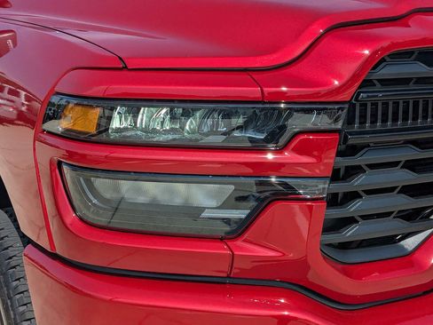New 2026 RAM 2500 Big Horn AWD/4WD image 9