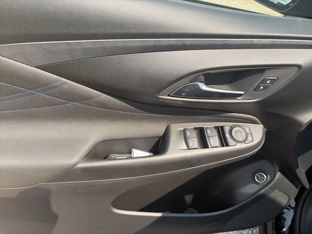 New 2026 Buick Envista Sport Touring w/ Convenience I Package FWD image 17