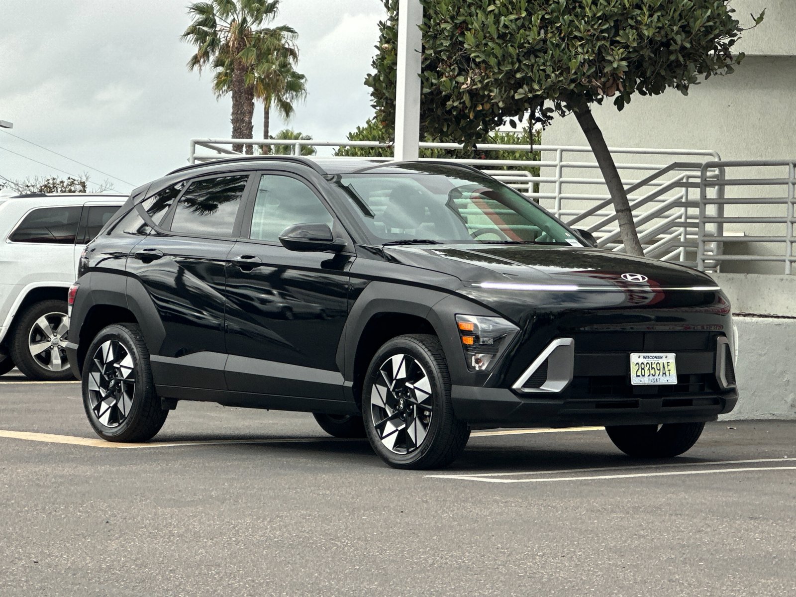 Used 2024 Hyundai Kona SEL AWD/4WD image 8