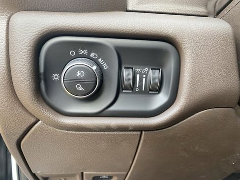 New 2025 RAM 2500 Laramie image 15