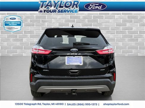 Certified 2024 Ford Edge SEL w/ Convenience Package image 4