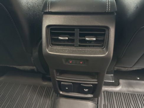 Used 2017 Ford Edge Titanium w/ Equipment Group 301A image 34