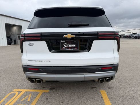 Used 2026 Chevrolet Traverse LT AWD/4WD image 6