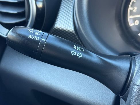 Used 2023 Nissan Kicks SV FWD image 27