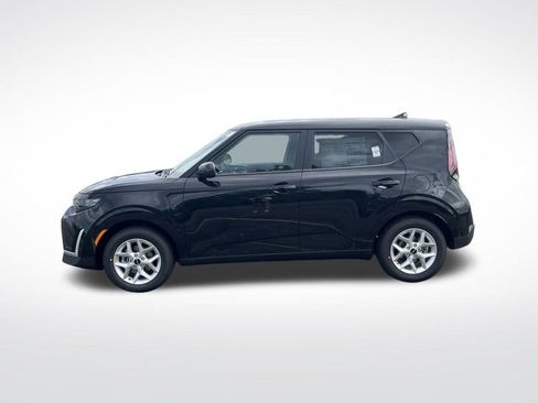 New 2025 Kia Soul S image 2