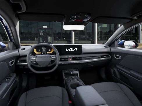 New 2026 Kia K4 LXS FWD image 14
