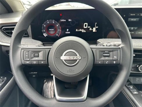 New 2025 Nissan Kicks SV w/ SV Premium Package image 20