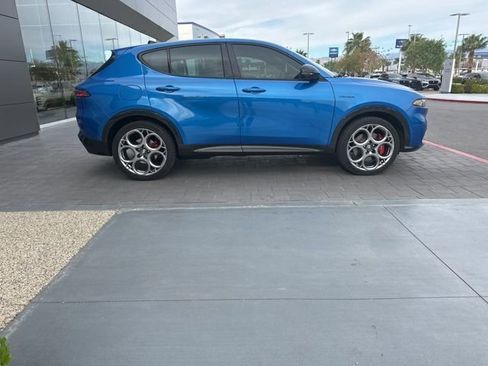 Used 2024 Alfa Romeo Tonale Veloce image 4