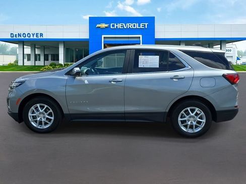 Used 2023 Chevrolet Equinox LT FWD image 12