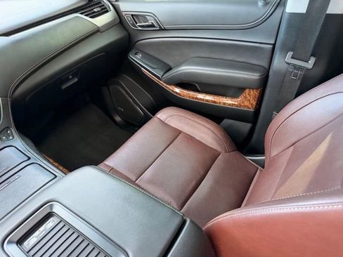 Used 2020 Chevrolet Tahoe Premier w/ Premier Plus Edition image 21