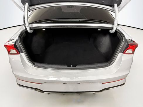 Used 2023 Kia K5 GT-Line image 33