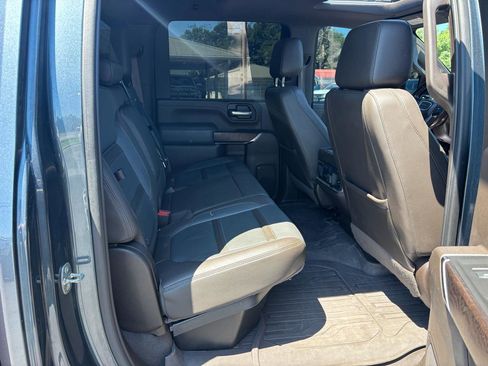 Used 2020 GMC Sierra 2500 Denali w/ Denali Ultimate Package AWD/4WD image 14