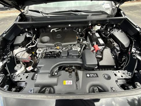Used 2025 Toyota RAV4 XLE w/ Weather Package AWD/4WD image 11