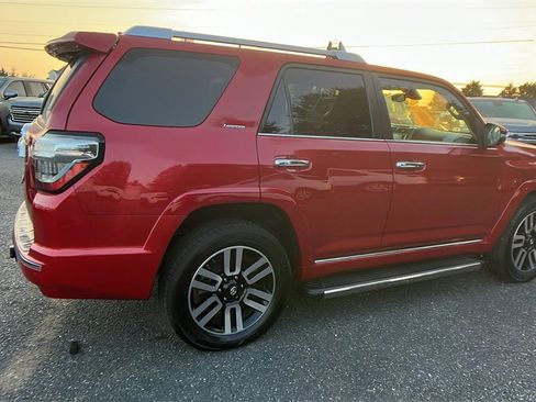 Used 2022 Toyota 4Runner Limited image 5