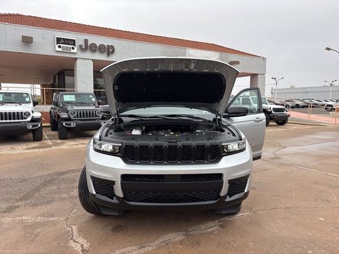 New 2025 Jeep Grand Cherokee L Altitude RWD image 53
