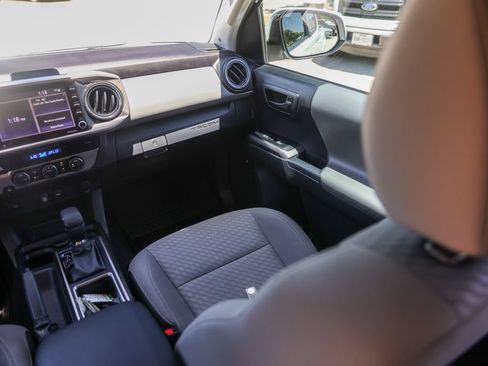 Used 2023 Toyota Tacoma SR5 RWD image 27