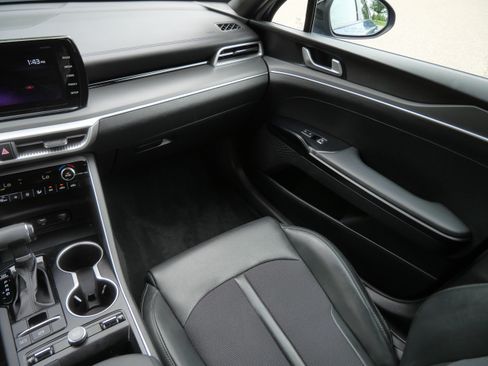 Used 2022 Kia K5 GT-Line AWD/4WD image 11