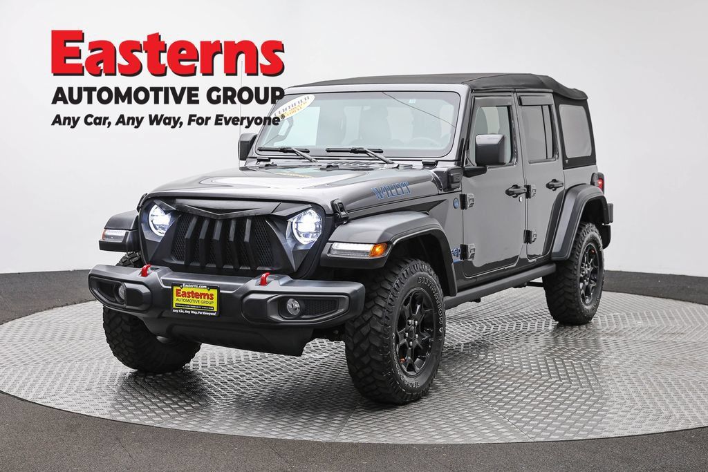 Used 2023 Jeep Wrangler Unlimited w/ Cold Weather Group AWD/4WD image 1
