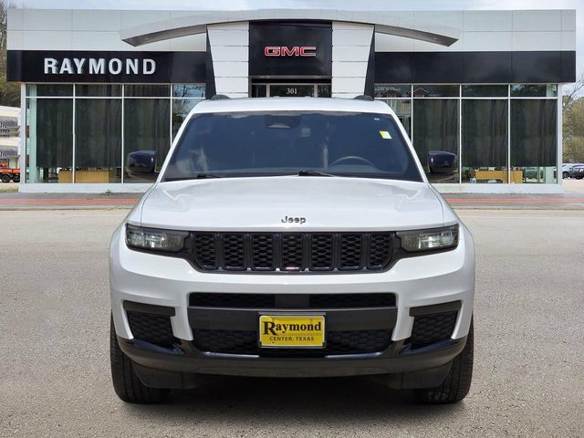 Used 2023 Jeep Grand Cherokee L Laredo AWD/4WD image 2