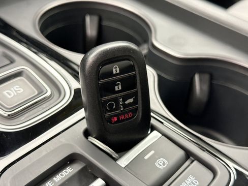 Used 2023 Honda Pilot EX-L image 24