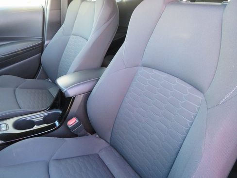 Used 2022 Toyota Corolla SE image 17