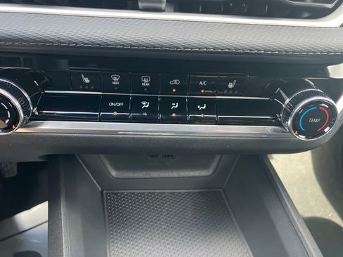 New 2026 Chevrolet Equinox LT w/ Safety and Technology Package AWD/4WD image 26