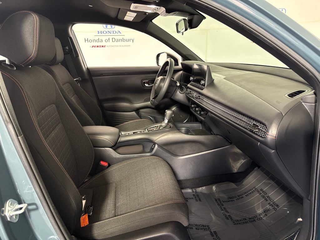 Used 2024 Honda HR-V Sport image 6