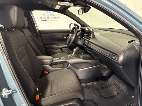 Used 2024 Honda HR-V Sport image 6