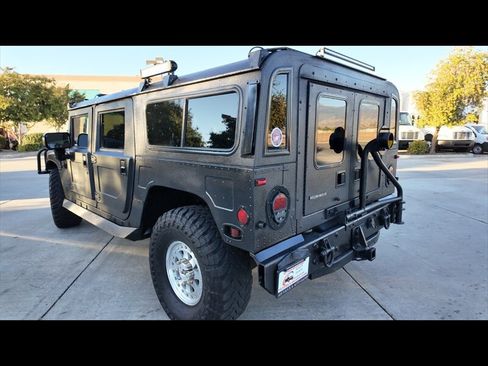 Used 1997 HUMMER H1 4-Door Wagon AWD/4WD image 19