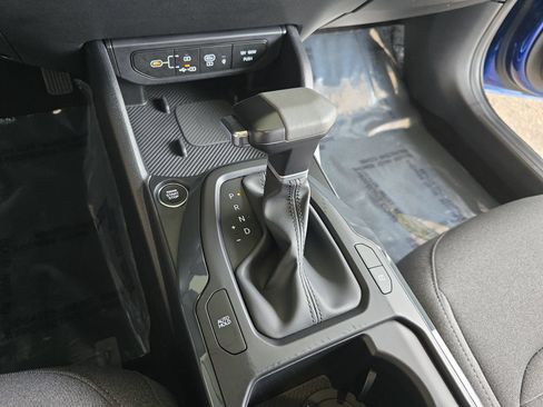 Used 2025 Kia K4 EX FWD image 23