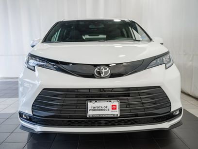 New 2026 Toyota Sienna XLE Woodland Edition