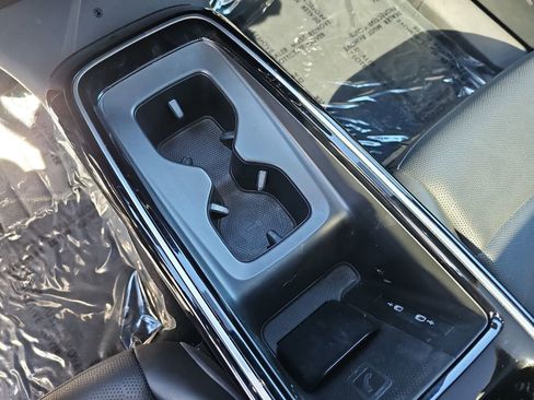 Used 2023 Volkswagen ID.4 Pro S image 25