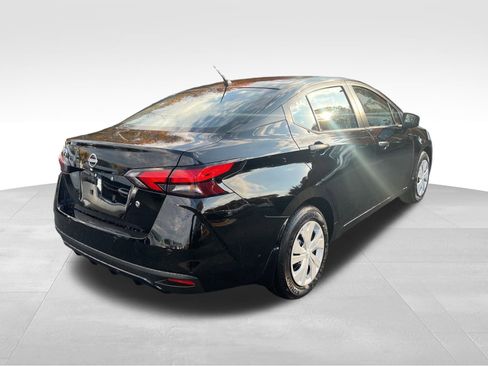 New 2025 Nissan Versa S image 8