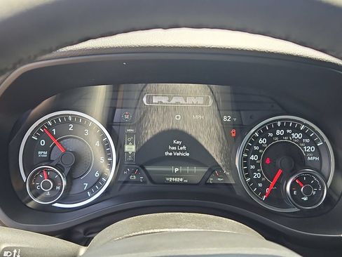 Used 2025 RAM 1500 Big Horn AWD/4WD image 23