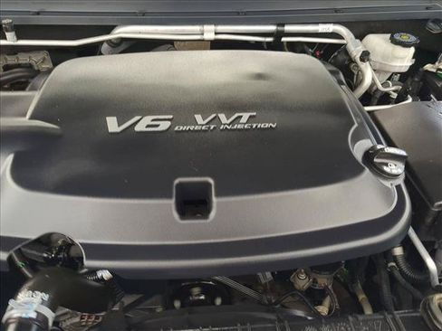 Used 2018 Chevrolet Colorado LT RWD image 23